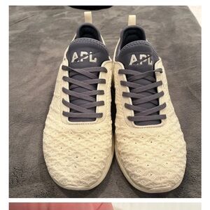 APL Techloom Phantom Running Shoe Size 10.5 Parchment Midnight